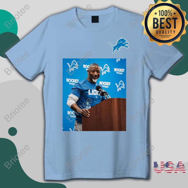 Official Lions Oc Ben Johnson Wearing A Shirt With An Image Of Lions Dc Aaron Glenn Official Lions Oc Ben Johnson Wearing A Shirt With An Image Of Lions Dc Aaron Glenn