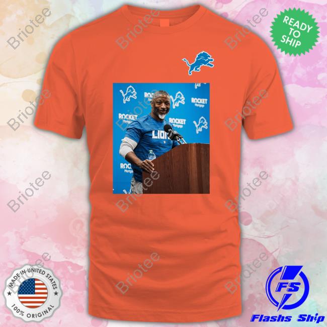 Official Lions Oc Ben Johnson Wearing A Shirt With An Image Of Lions Dc Aaron Glenn Official Lions Oc Ben Johnson Wearing A Shirt With An Image Of Lions Dc Aaron Glenn