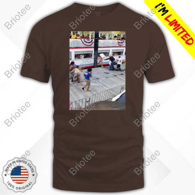 Official MaltLiquorPapi White People Beat Black Security Guard At Riverfront Shirt Official MaltLiquorPapi White People Beat Black Security Guard At Riverfront Shirt