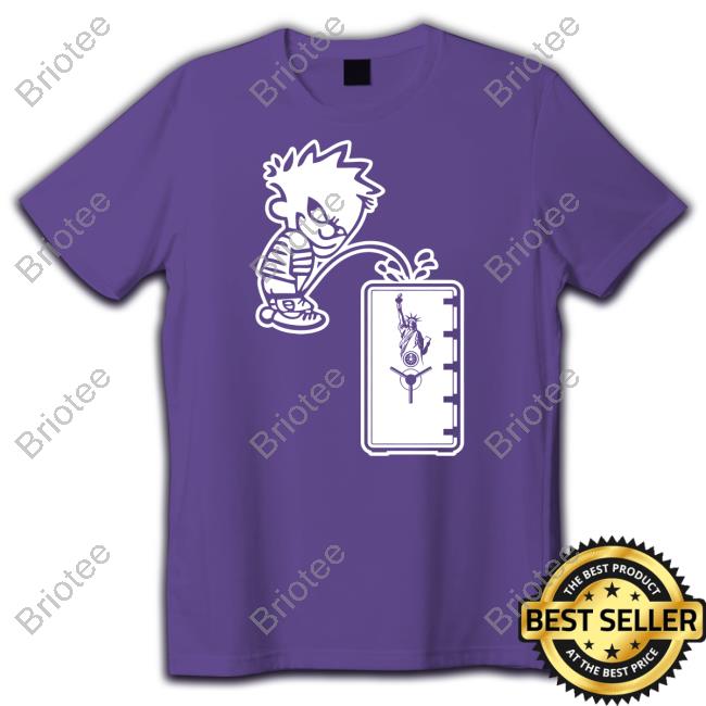 Pissing on Safe Hoodie Pissing on Safe Hoodie