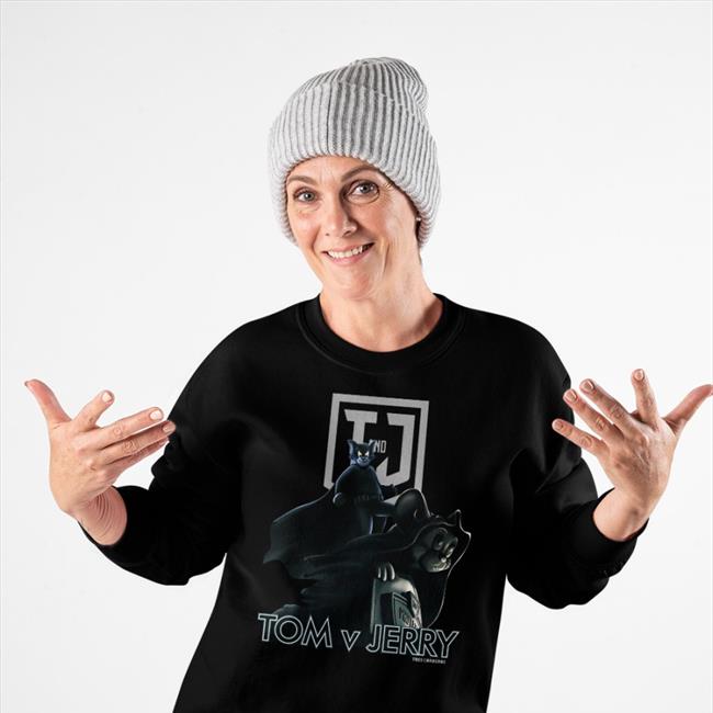 Zack Snyders Tom And Jerry Tom V Jerry Tres Corderos Hooded Sweatshirt