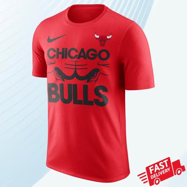 Official Chicago Bulls Clothing Chicago Bulls Nike Club Courtside Tees ChicagoBulls