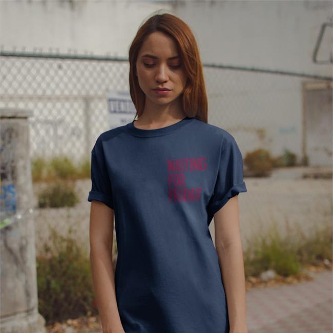 Waiting For Friday Shirt Frau Herzallerliebst