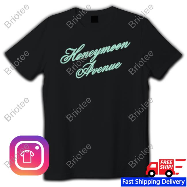 Ariana Grande Shop Yours Truly 10Th Anniversary Honeymoon Avenue Long Sleeve Tee