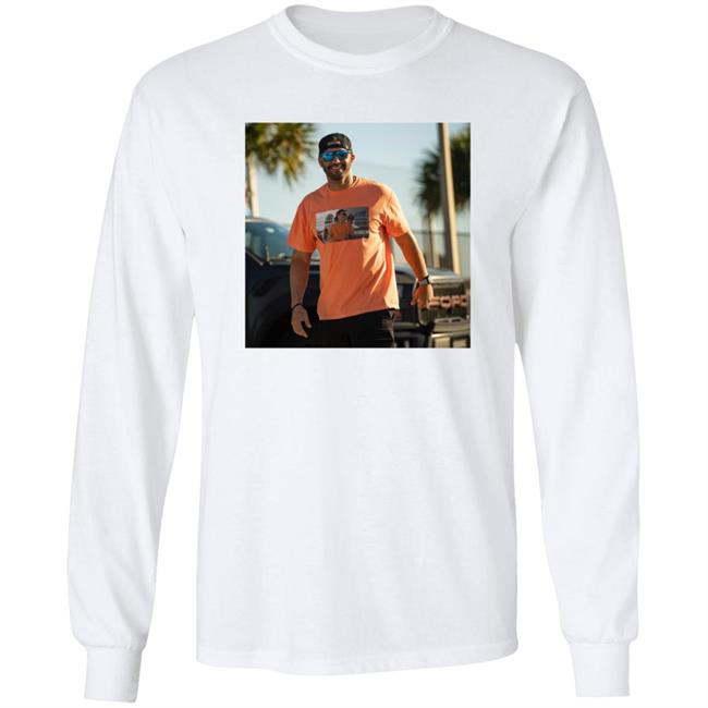 Tom Brady Parental Advisory Shirt Martinez Wearing A T-Shirt Of Brady Shirt Tom Brady Parental Advisory Shirt Martinez Wearing A T-Shirt Of Brady Shirt
